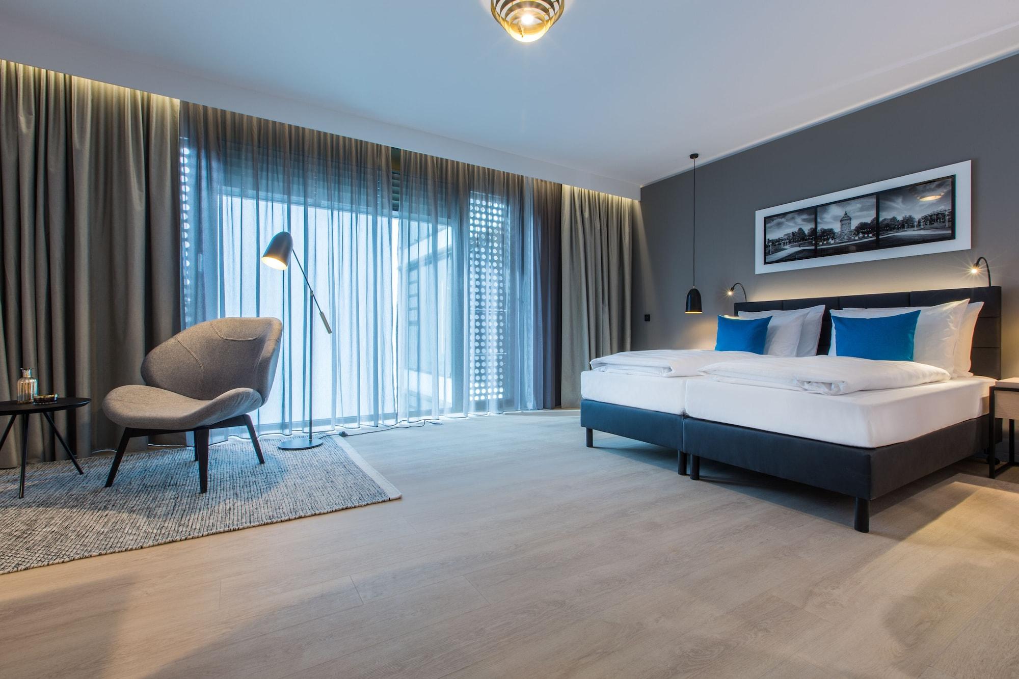 Radisson Blu Hotel, Манхайм Екстериор снимка