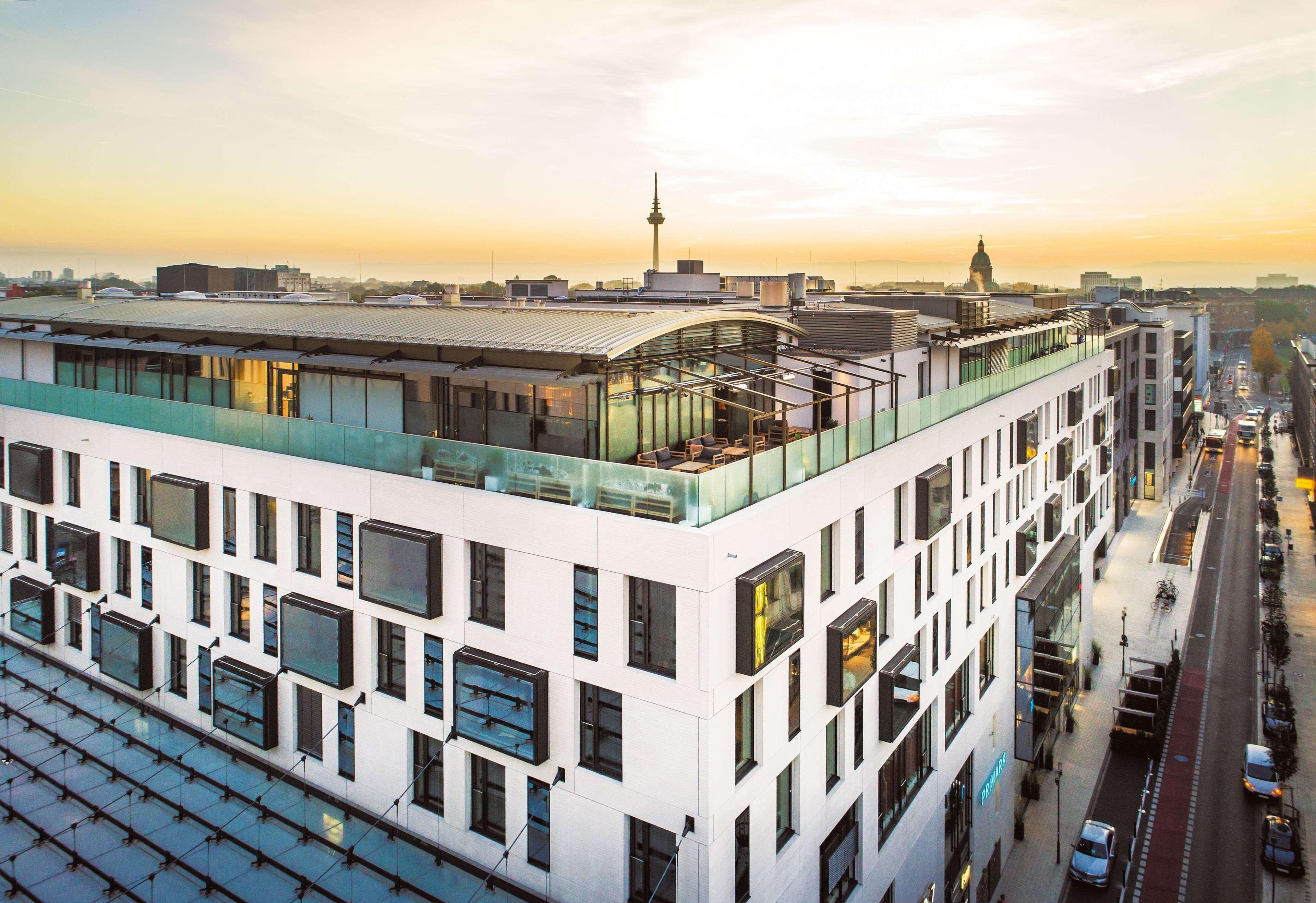 Radisson Blu Hotel, Манхайм Екстериор снимка